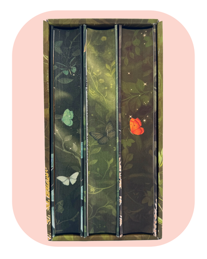Die komplette Serie: Buchbox zu "Kingdom of Faewood" und Band 2 &amp; 3 im exklusiven Schuber